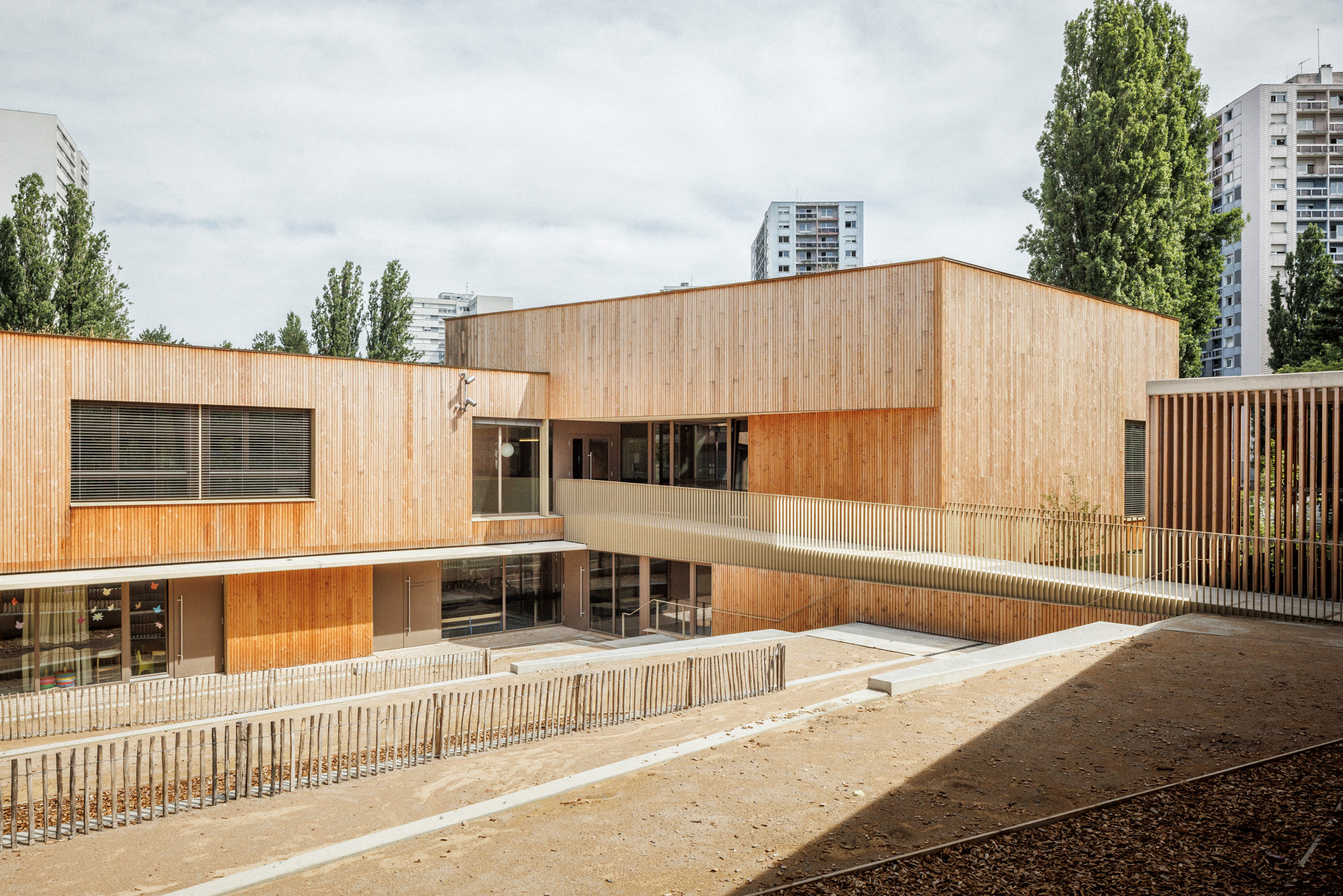 Photo - DWPA_GS_CLAIRE_ROMAN_HD-13