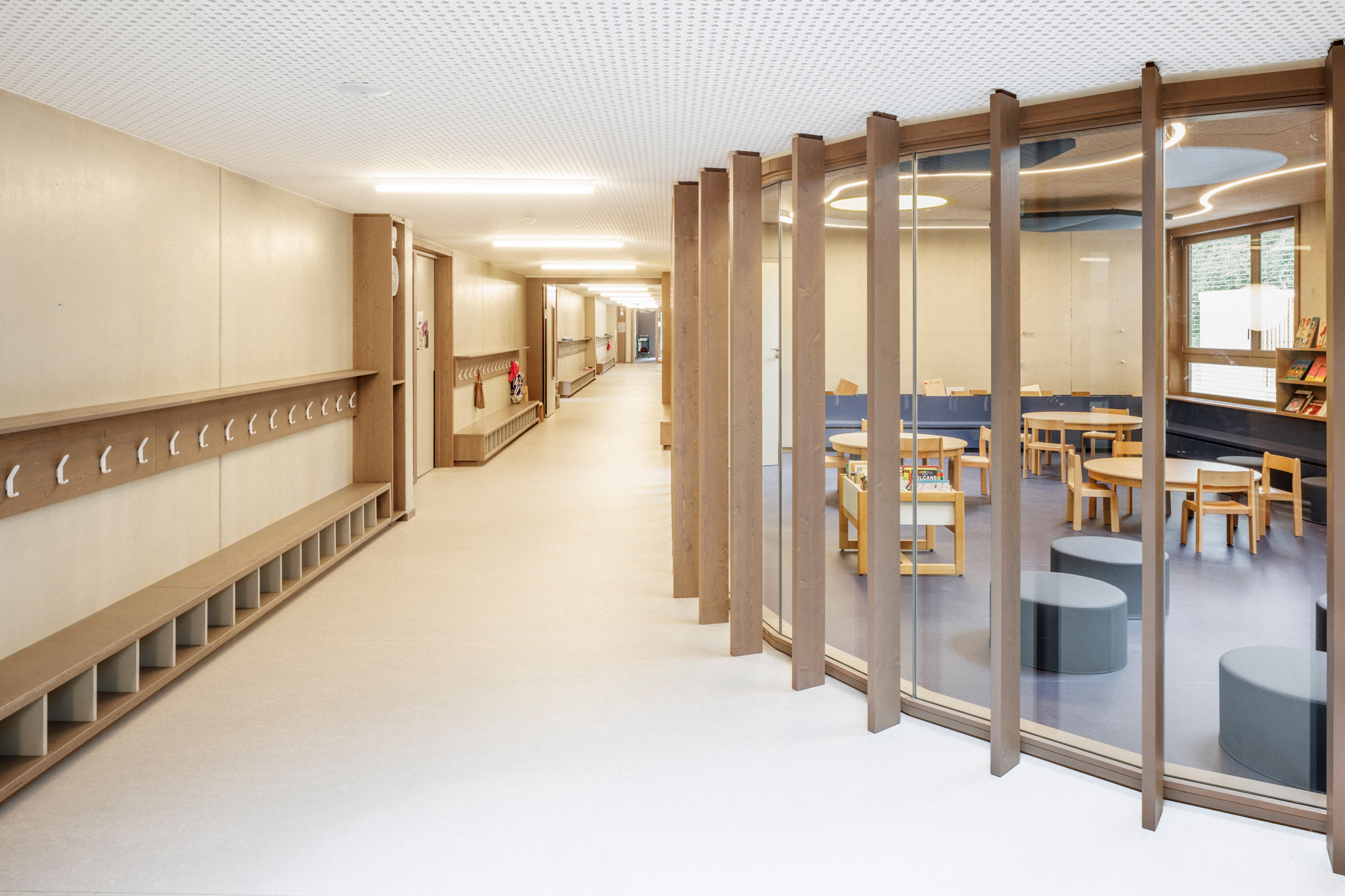 Photo - DWPA_GS_CLAIRE_ROMAN_HD-22